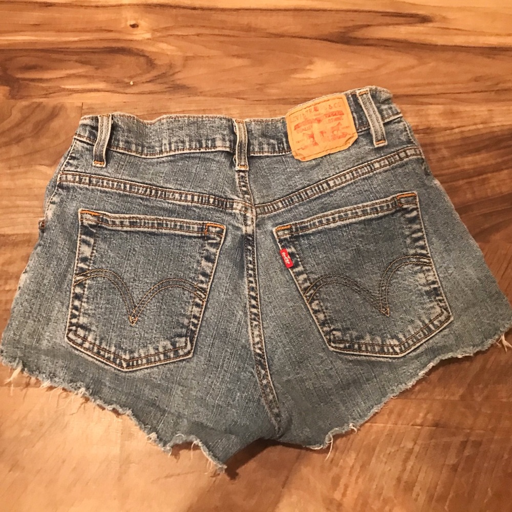 Levi’s 550 Denim Cutoff Shorts